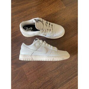Nike Dunk Low Premium Light Orewood Brown Men’s 4 Women’s 5.5 Beige Tan Sneaker